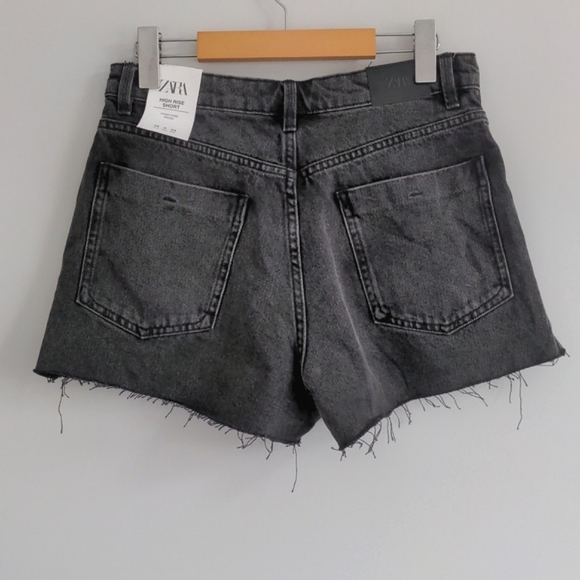 ZARA | High Rise Cotton Jean Shorts, Black, Womens US 6 - Picture 2 of 8